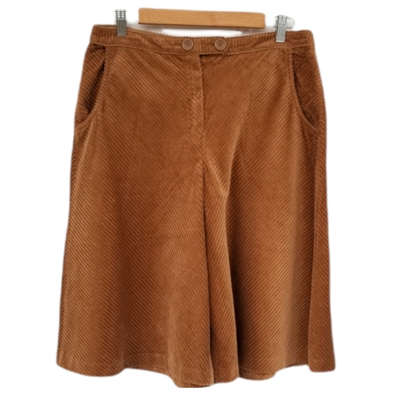 H&M Corduroy High Waisted Wide Leg Flare Shorts - Picture 1 of 10